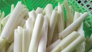 Rau bồn bồn.