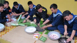 Chút tình lính đảo
