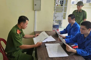 Trại Tạm giam số 2 tuyên truyền quy định của Luật Bầu cử cho người bị tạm giữ, tạm giam.