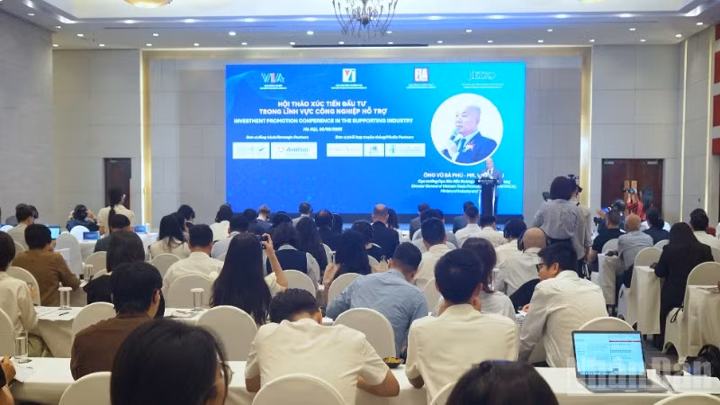 Quang cảnh hội thảo. (Ảnh: TRUNG HƯNG)