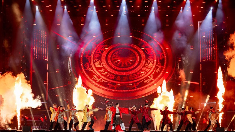 Dàn Tân binh trình diễn tự tin trong một concert quy mô lớn như Y concert. (Ảnh: YeaH1)