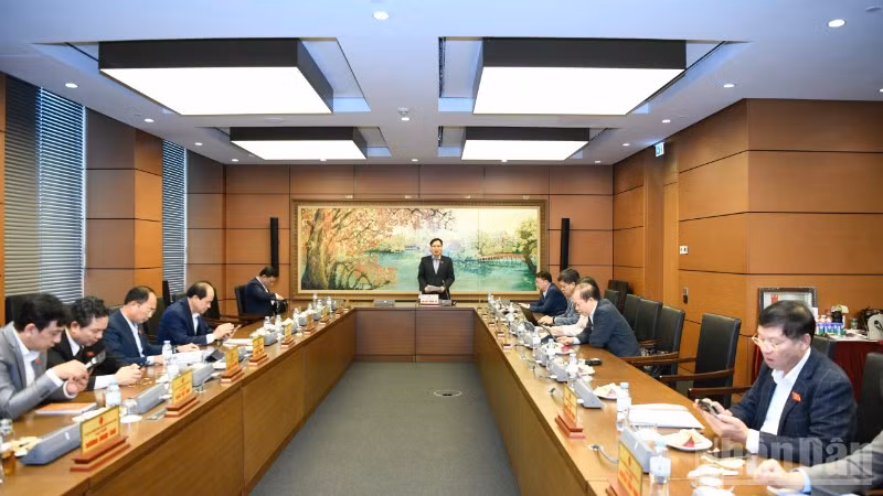 Quang cảnh phiên thảo luận tại tổ của Quốc hội, ngày 4/11/2025. (Ảnh: DUY LINH)