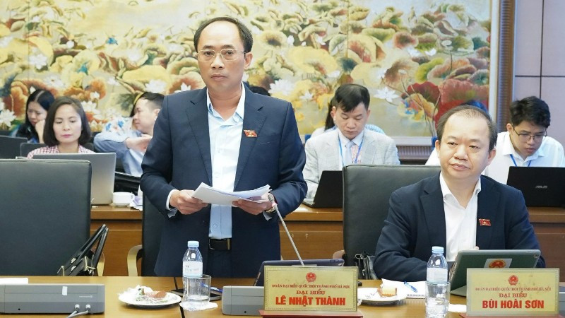 Đại biểu Lê Nhật Thành (Hà Nội) phát biểu.