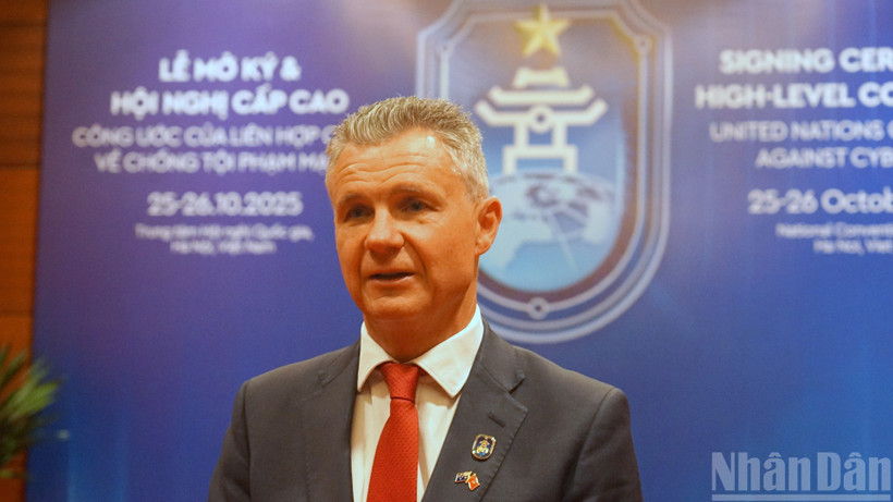 Ông Matt Thistlethwaite, Đồng Bộ trưởng Ngoại giao và Thương mại Australia. (Ảnh: TRUNG HƯNG)