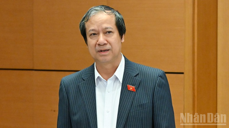 Bộ trưởng Giáo dục và Đào tạo Nguyễn Kim Sơn phát biểu tại phiên thảo luận của Tổ đại biểu Quốc hội đoàn Hà Nội chiều 22/10/2025. (Ảnh: THỦY NGUYÊN)