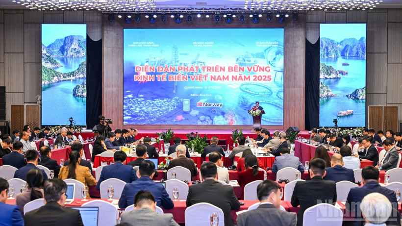 Toàn cảnh Diễn đàn Phát triển bền vững kinh tế biển Việt Nam năm 2025. (Ảnh: THÀNH ĐẠT)