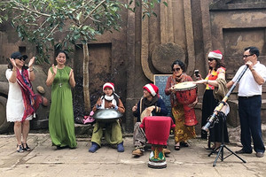 Didgeridoo, hang drum, djembe Việt Nam!