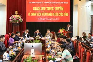 Giao lưu trực tuyến “Để chính sách giảm nghèo đi vào cuộc sống”