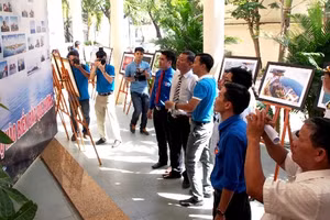 Triển lãm ảnh về Trường Sa tại Đà Nẵng