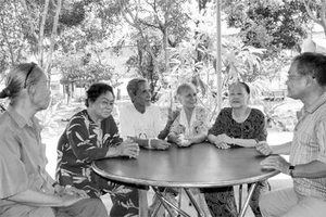 Sống vui trong nghĩa tình là điều các lão nghệ sĩ rất mong mỏi.