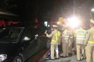 Lực lượng CSGT Công an Nghệ An thực hiện tuần tra, kiểm tra người điều khiển phương tiện giao thông.