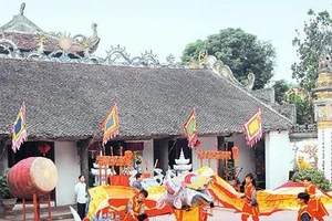 Về bến Lảnh, đền Mây