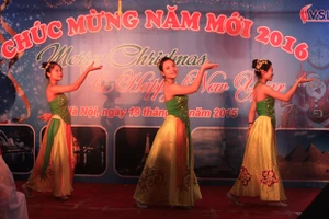 Sinh viên Trường Đại học KHXHVNV, ĐHQG Hà Nội biểu diễn trong một sự kiện. (Ảnh: ussh.vnu.edu.vn) 