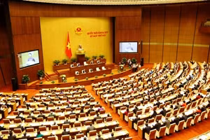  Khai mạc trọng thể Kỳ họp thứ 6 Quốc hội khóa XIV