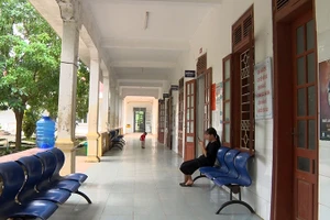 Rất ít người bệnh đến khám, chữa bệnh tại Bệnh viện đa khoa khu vực Yên Hoa.