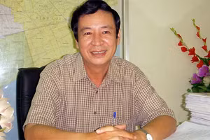 Trưởng phòng GD-ĐT Giá Rai (Bạc Liêu) Nguyễn Văn Bình.