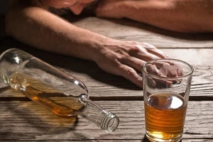 Thách thức để triển khai Luật Phòng chống tác hại của rượu, bia trong cuộc sống