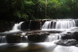 Tới suối Tranh tránh nắng