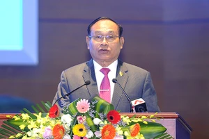 Ông Tep Ngorn, Ủy viên Ban Thường vụ Trung ương Đảng Nhân dân Campuchia, Phó Chủ tịch Hội đồng Quốc gia Mặt trận Đoàn kết và Phát triển Tổ quốc Vương quốc Campuchia, Phó Chủ tịch Thượng viện Campuchia