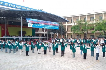 Hằng năm, 80% học sinh Trường Phổ thông dân tộc nội trú Trung học phổ thông số 1 tỉnh Thái Nguyên thi đỗ nguyện vọng 1 các trường đại học.