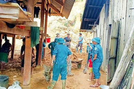 Dân quân là lực lượng quan trọng trong khắc phục thiên tai, sạt lở đất ở Thái Nguyên.