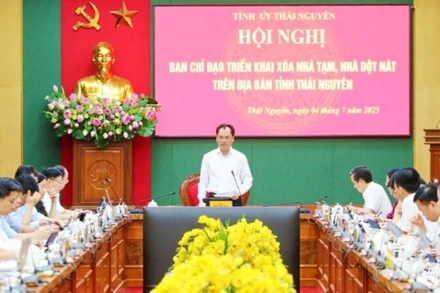 Bí thư Tỉnh ủy Thái Nguyên Trịnh Việt Hùng chỉ đạo xóa hết nhà tạm cho dân trước 31/8.