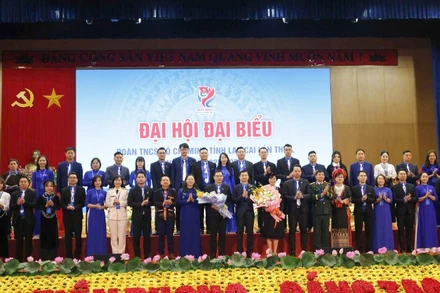 Lãnh đạo Trung ương Đoàn và tỉnh Lào Cai chúc mừng Đoàn Thanh niên Cộng sản Hồ Chí Minh tỉnh Lào Cai.