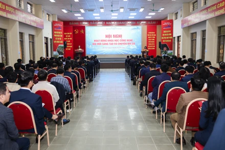 Toàn cảnh Hội nghị.