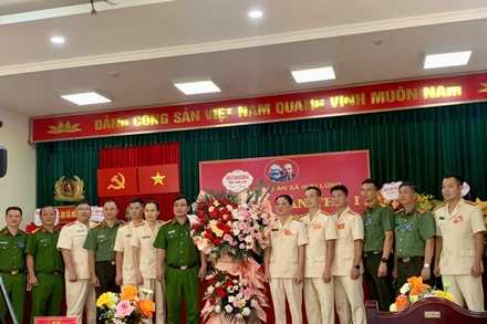 Đại hội Chi bộ Công an xã Hữu Lũng lần thứ I, nhiệm kỳ 2025-2030