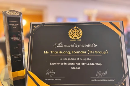 Anh hùng Lao động Thái Hương vinh dự được trao tặng danh hiệu “Nhà lãnh đạo xuất sắc trong phát triển bền vững toàn cầu 2025"