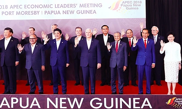 Lãnh đạo các nền kinh tế thành viên APEC chụp ảnh chung tại Hội nghị Cấp cao APEC ở Papua New Guinea năm 2018. Ảnh: TTXVN