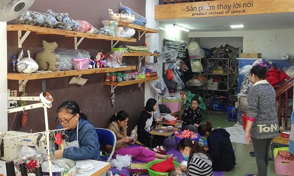 Xưởng sản xuất của Kym Việt.
