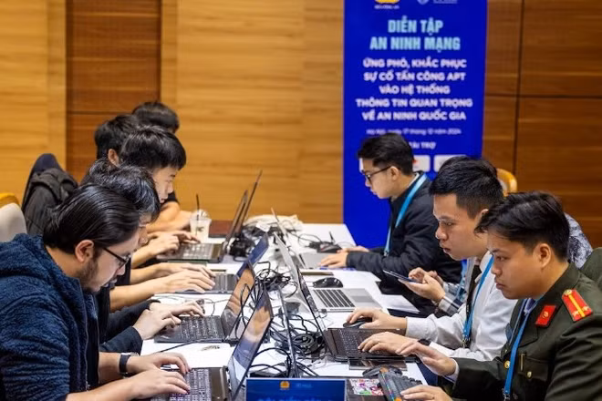 Diễn tập an ninh mạng ứng phó, khắc phục sự cố tấn công vào hệ thống thông tin quan trọng về an ninh quốc gia. (Ảnh: NCA)