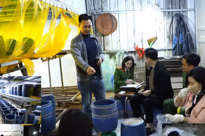 Lực lượng chức năng kiểm tra cơ sở sản xuất giá đỗ sử dụng chất cấm của Trần Quốc Đại.