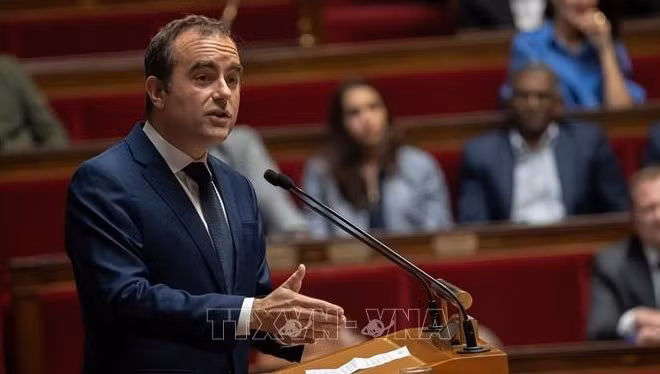 Thủ tướng Pháp Sebastien Lecornu phát biểu trước Quốc hội tại Paris ngày 16/10/2025. (Ảnh: THX/TTXVN)