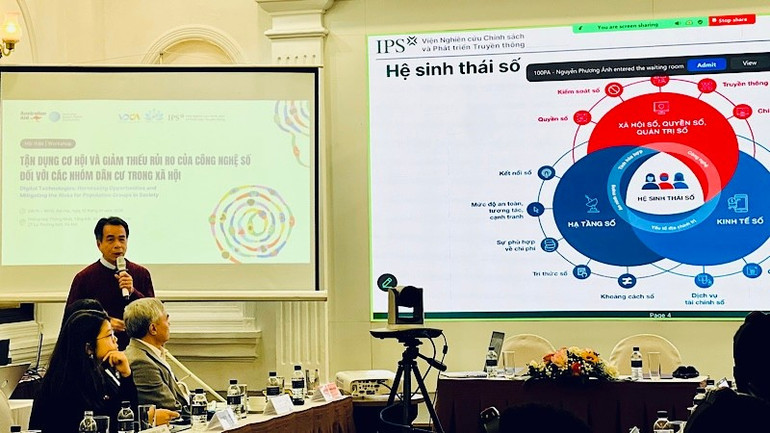 dai-bieu-trinh-bay-cong-nghe-so.jpg
