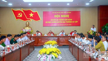 Hội nghị sơ kết tại Cà Mau vào chiều 3/9 được kết nối trực tuyến với đầu cầu 64 đơn vị cấp xã trong toàn tỉnh.