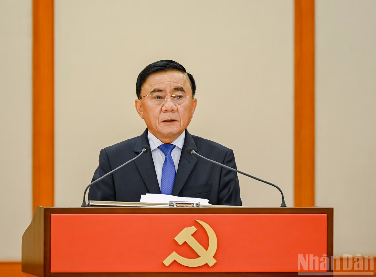 ndo_br_bnd-0664-1.jpg