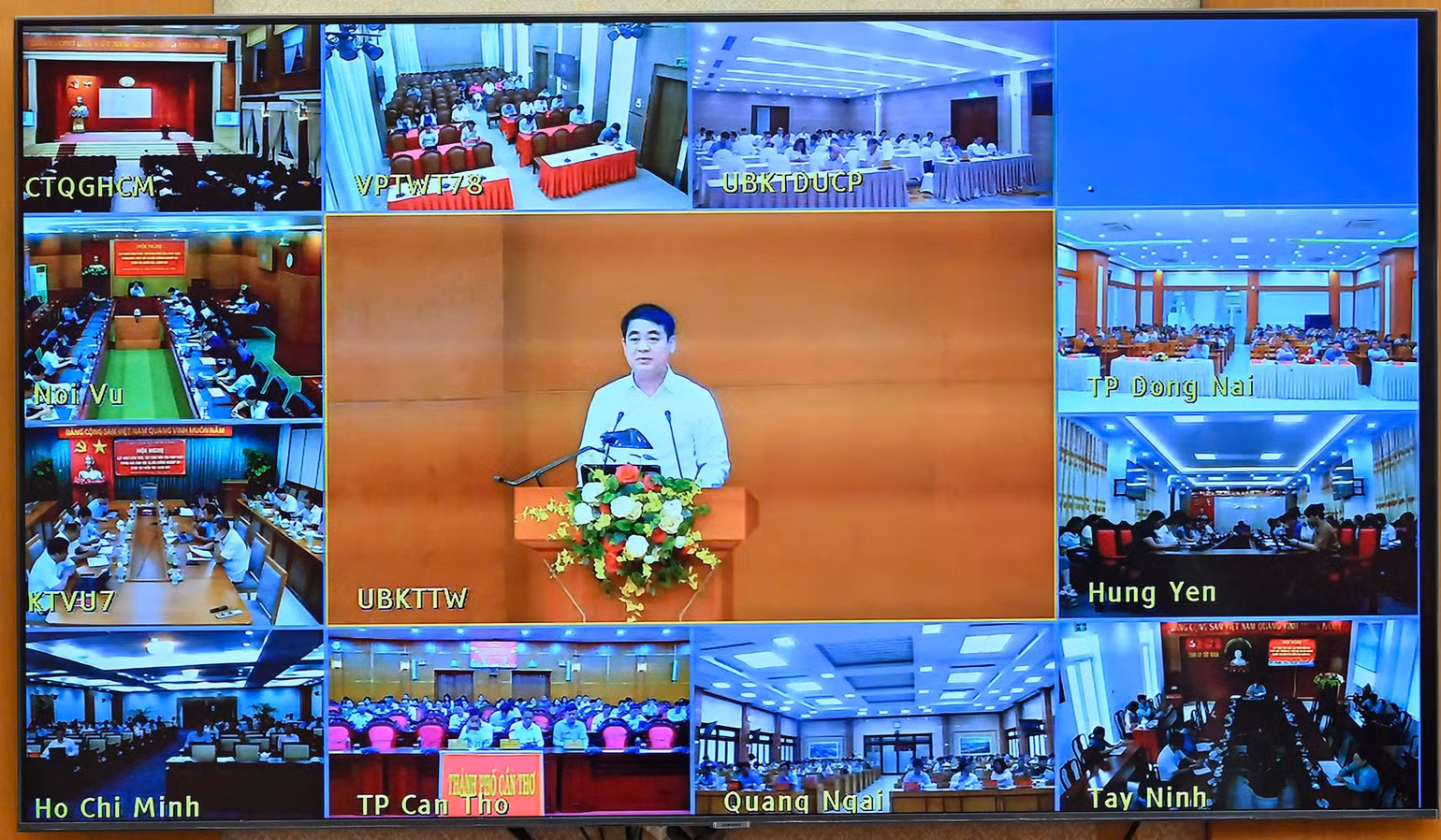 hn-truc-tuyen.jpg