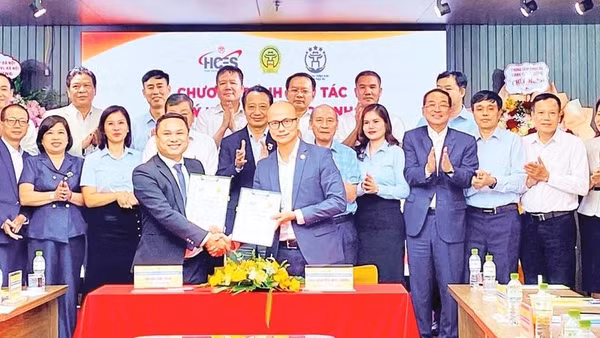 Hiệp hội Doanh nghiệp công nghiệp hỗ trợ Hà Nội ký kết Biên bản ghi nhớ hợp tác với Trung tâm Dịch vụ việc làm Thành phố Hà Nội.