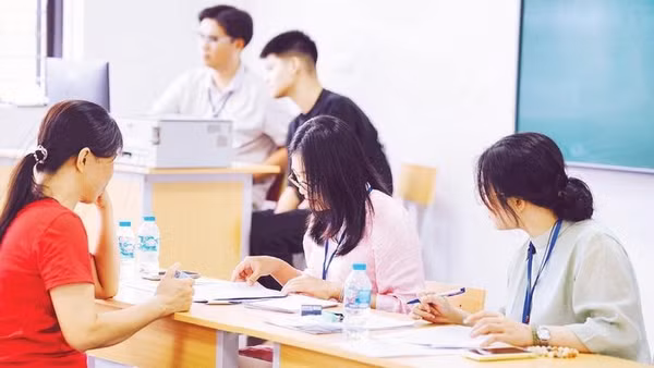 Trường THPT Đặng Trần Đức vừa chính thức hoạt động, đón hơn 600 học sinh vào năm học mới 2026-2027