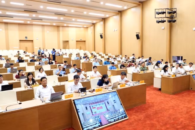Các đại biểu tham dự Họp báo thông tin về Đại hội đại biểu Đảng bộ tỉnh Lào Cai lần thứ I.