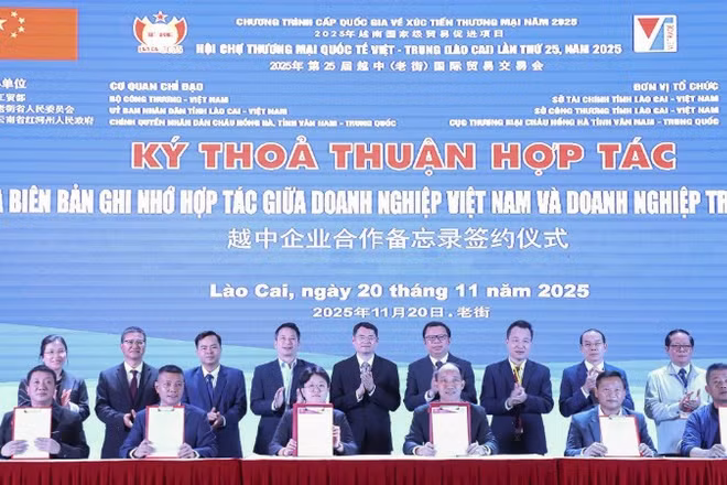 Doanh nghiệp hai bên ký kết thỏa thuận hợp tác.