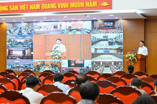 Ủy ban Kiểm tra Trung ương tổ chức hội nghị trực tuyến quán triệt các văn bản mới về công tác kiểm tra, giám sát, thi hành kỷ luật đảng. (Ảnh: THỦY NGUYÊN)