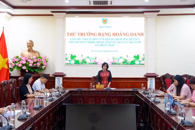 Quang cảnh buổi làm việc. (Ảnh: TL)