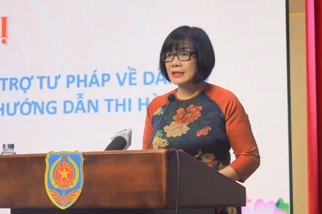 Thứ trưởng Tư pháp Đặng Hoàng Oanh phát biểu khai mạc hội nghị. (Ảnh: TL)