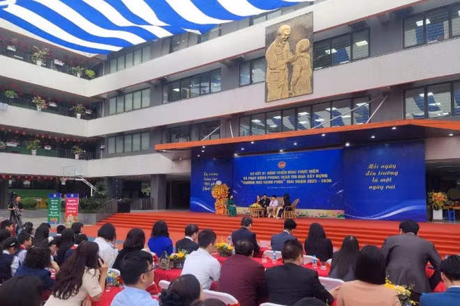 Học sinh, giáo viên chia sẻ về trường học hạnh phúc.