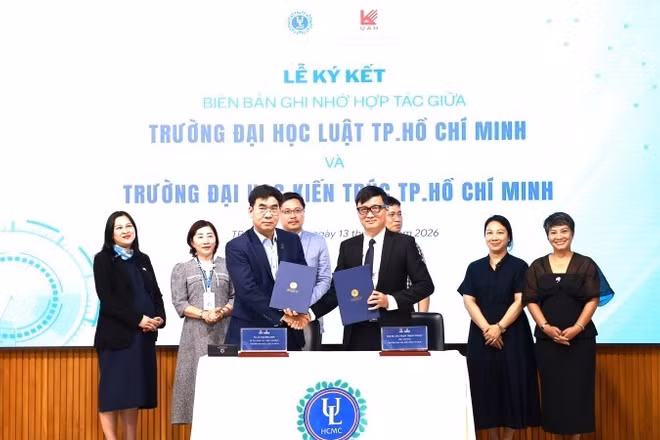 Lễ ký kết Biên bản ghi nhớ hợp tác giữa Trường đại học Luật Thành phố Hồ Chí Minh và Trường đại học Kiến trúc Thành phố Hồ Chí Minh.