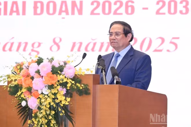 Thủ tướng Chính phủ Phạm Minh Chính phát biểu ý kiến tại Hội nghị. (Ảnh: TRẦN HẢI)