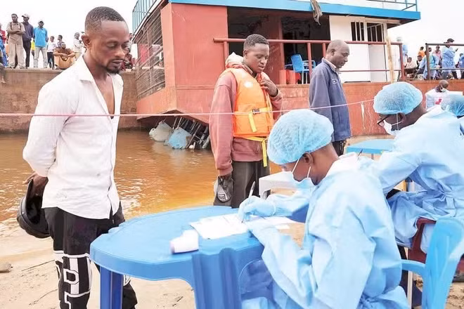 Công tác giám sát y tế được thúc đẩy để ngăn dịch Ebola lây lan ở CHDC Congo. (Ảnh: Tân Hoa Xã)